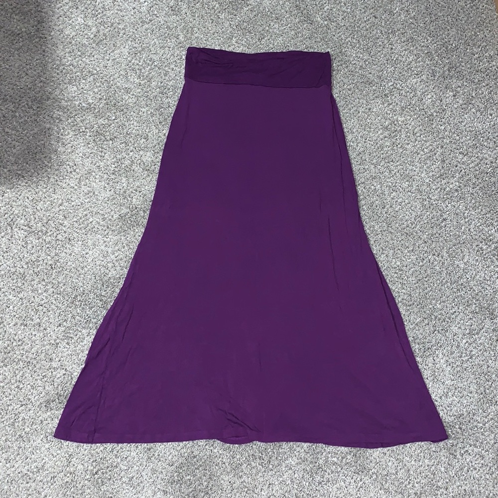 Light Long Skirt
